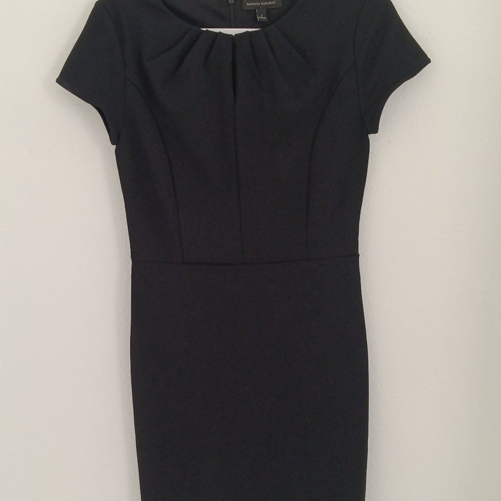 Banana Republic short sleeve black dress